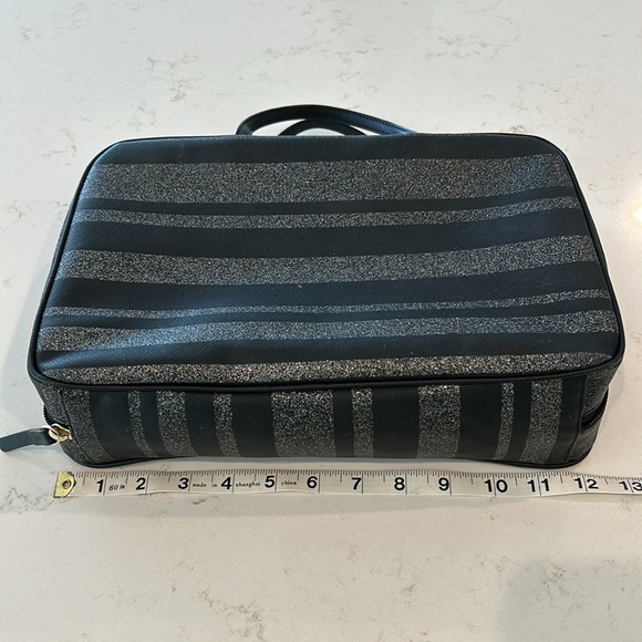 Kate Spade New York Black Silver Striped Cosmetic Travel Bag Pouch Zip Around - Picture 11 of 12